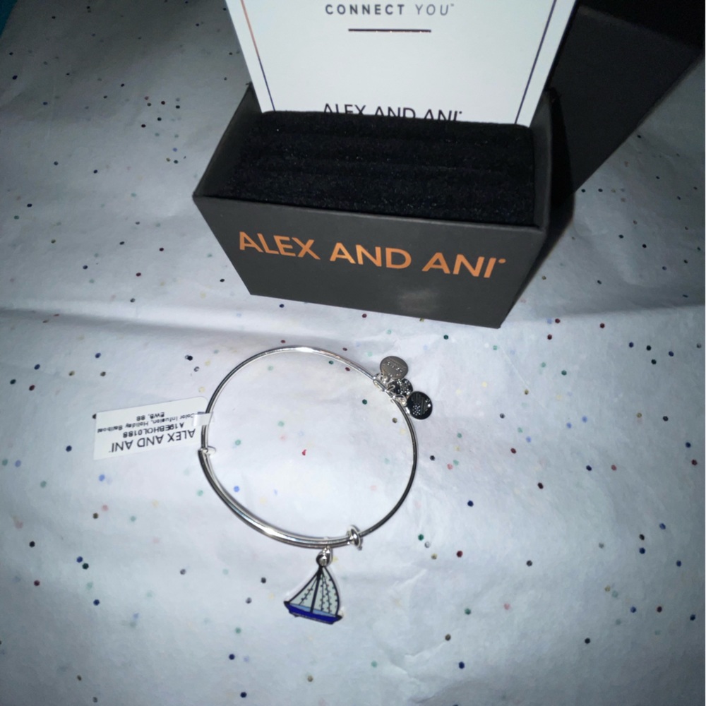 NWT Alex & Ani Holiday Sailboat Charm Bangle - Picture 2 of 5